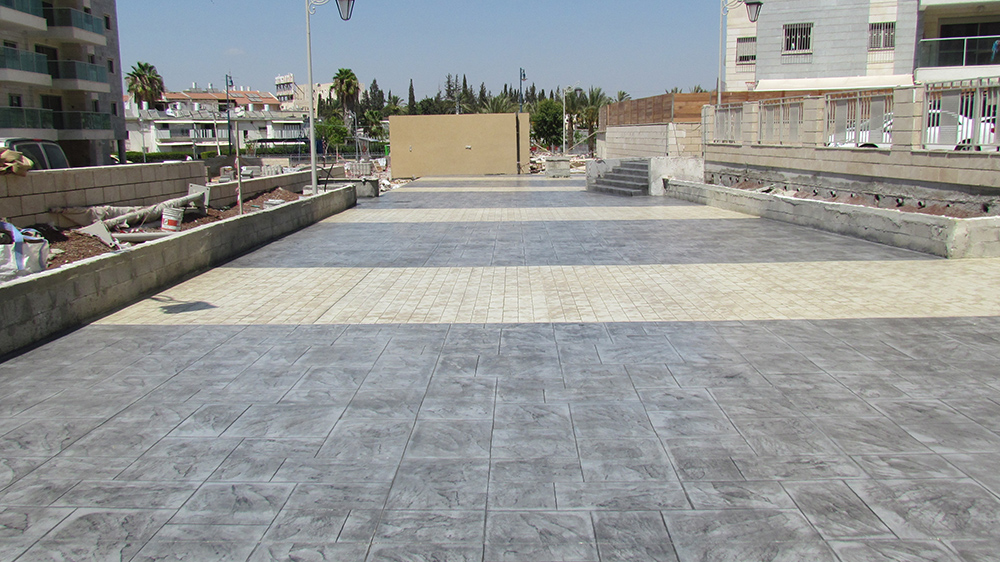רבי קומות ובתי מגורים